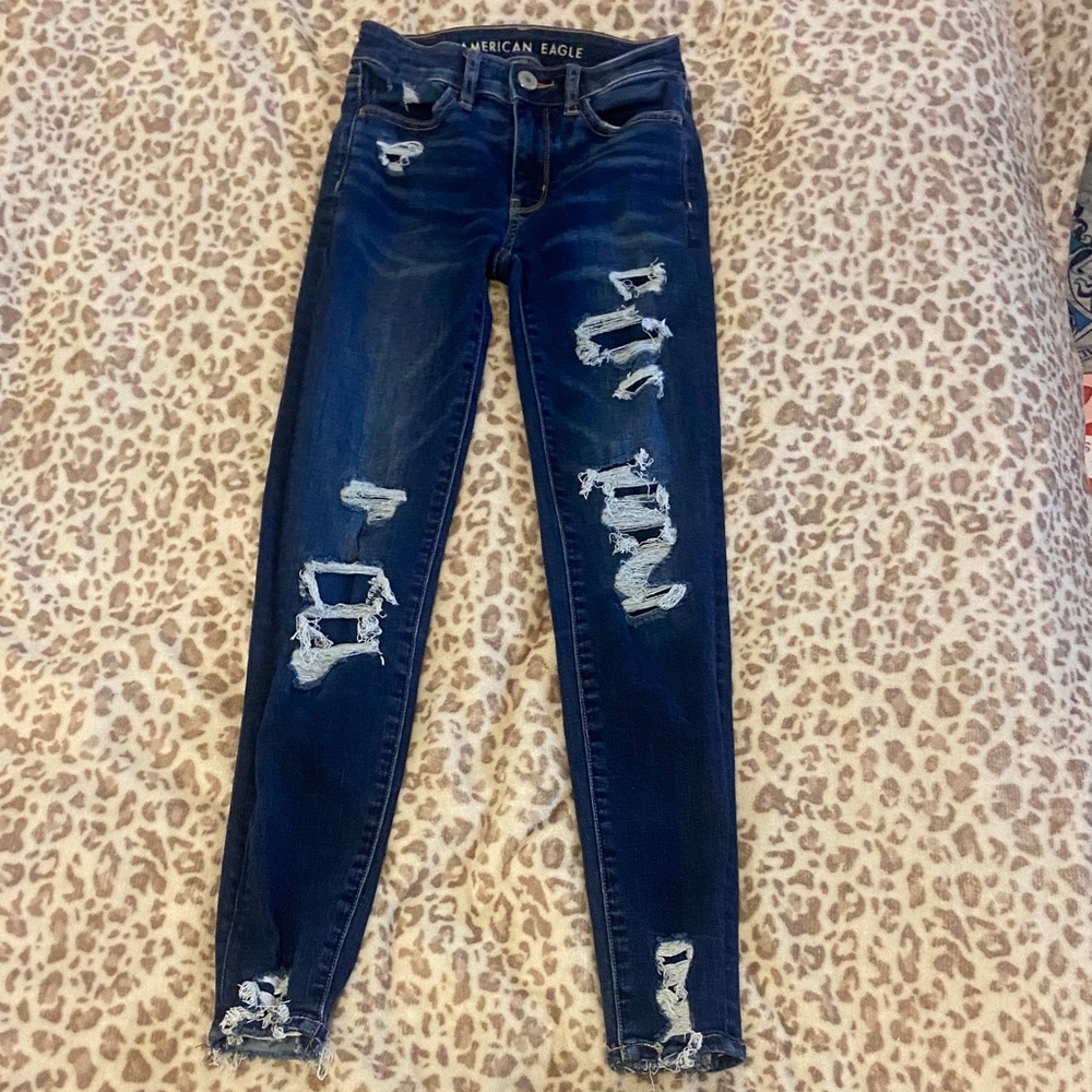 American Eagle Distressed Blue Jeans